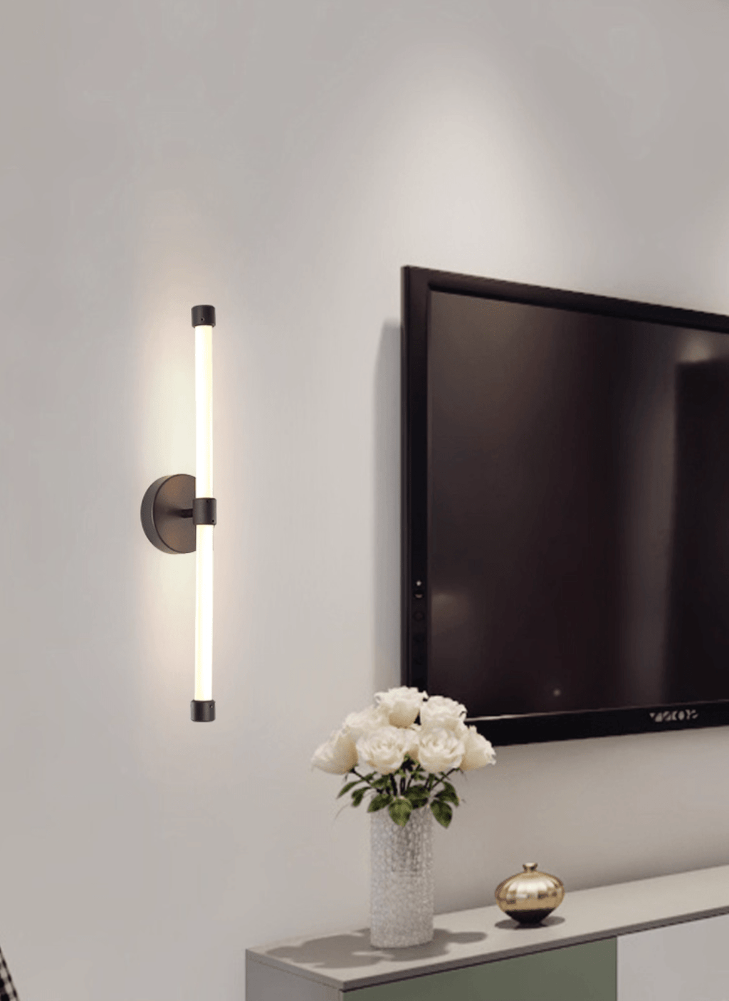 Brilline Vertical Sconce
