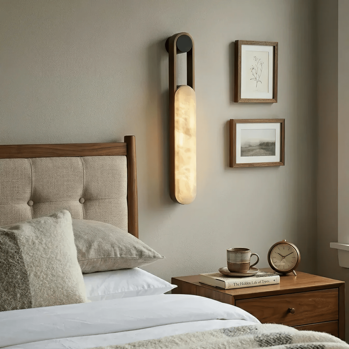 Norix Alabaster Frame Wall Light