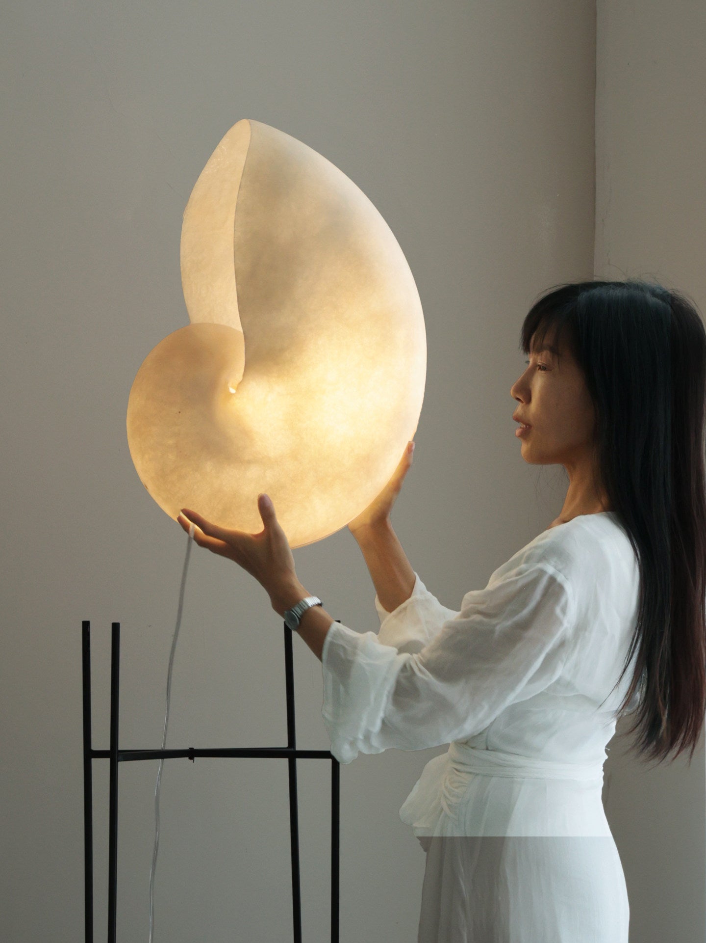 Conch Bloom Lamp