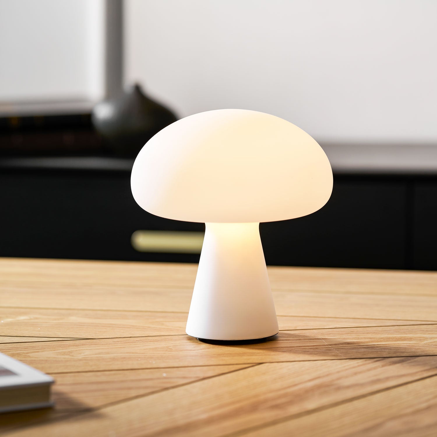 Obello Portable Rechargeable Table Light