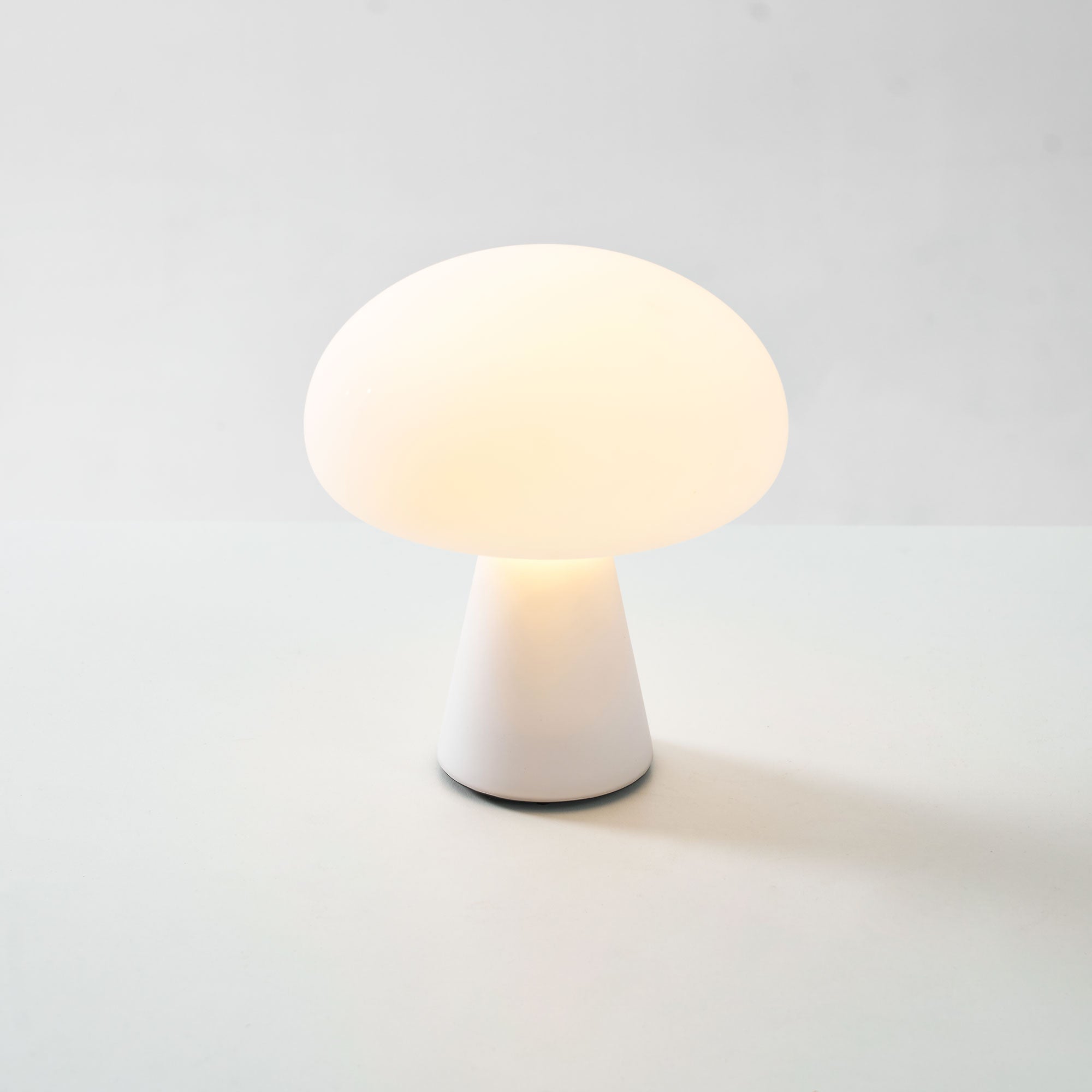 Obello Portable Rechargeable Table Light