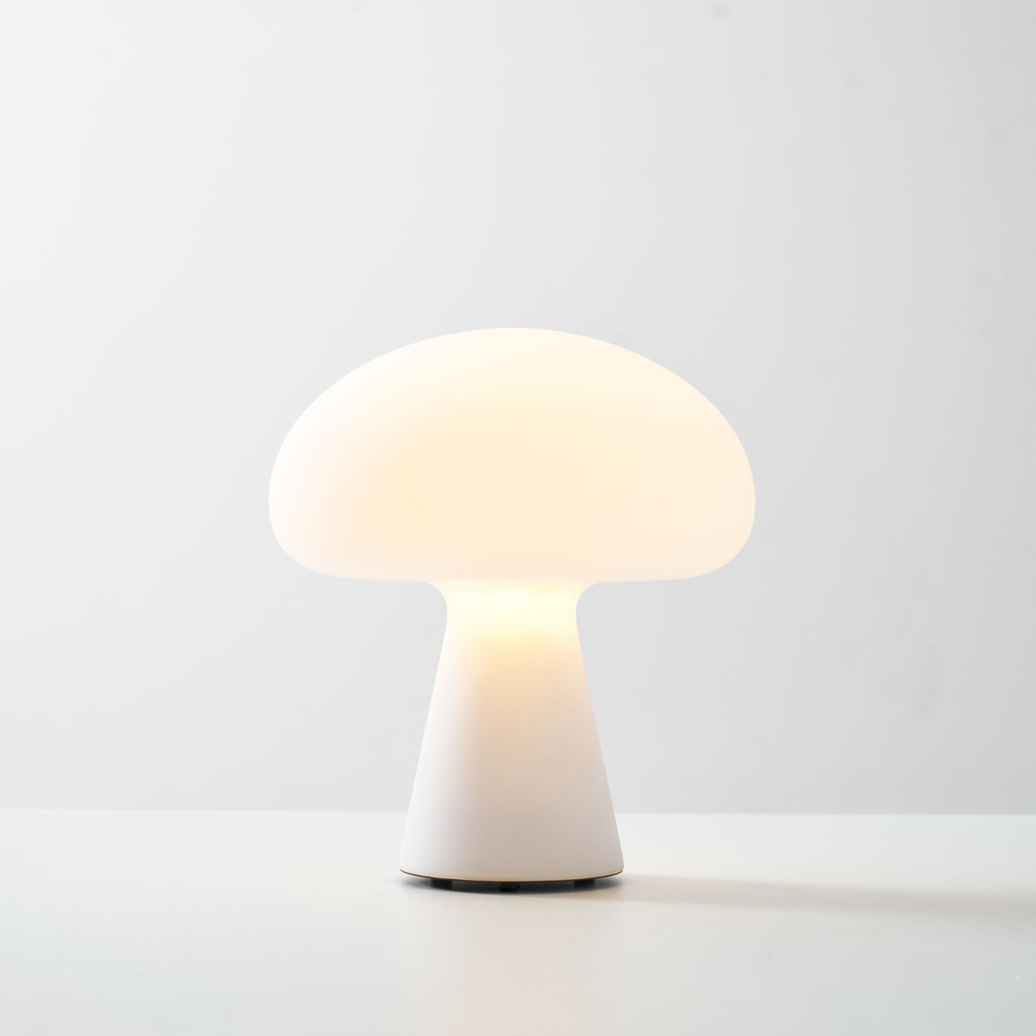 Obello Portable Rechargeable Table Light