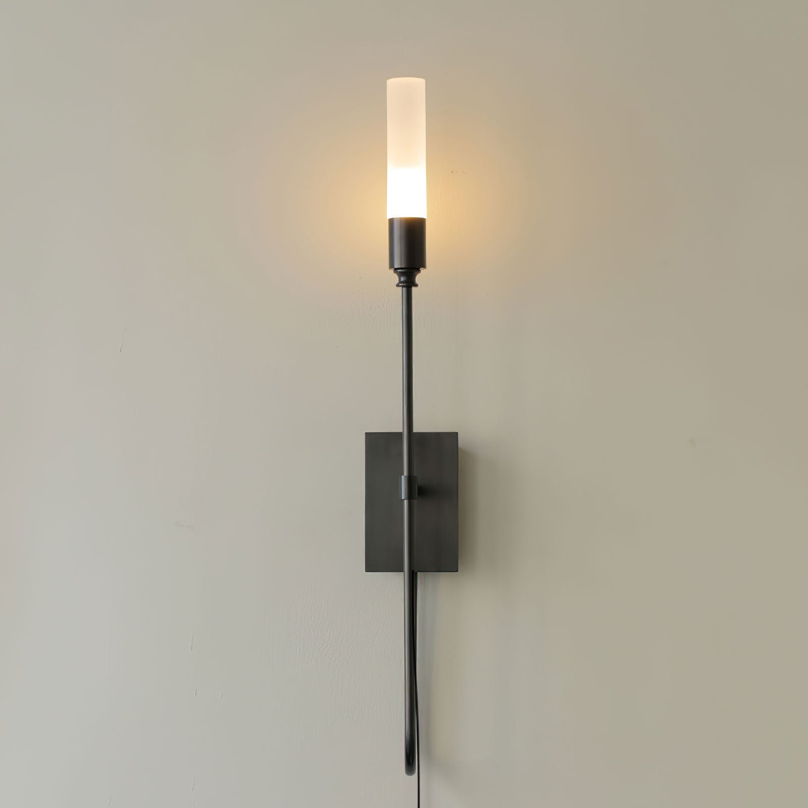 Double Arrow Plug-in Wall Sconce