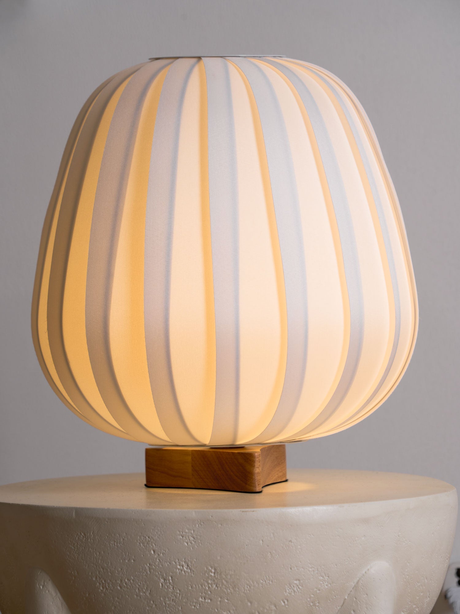 Fabric Minimalist Table Lamp