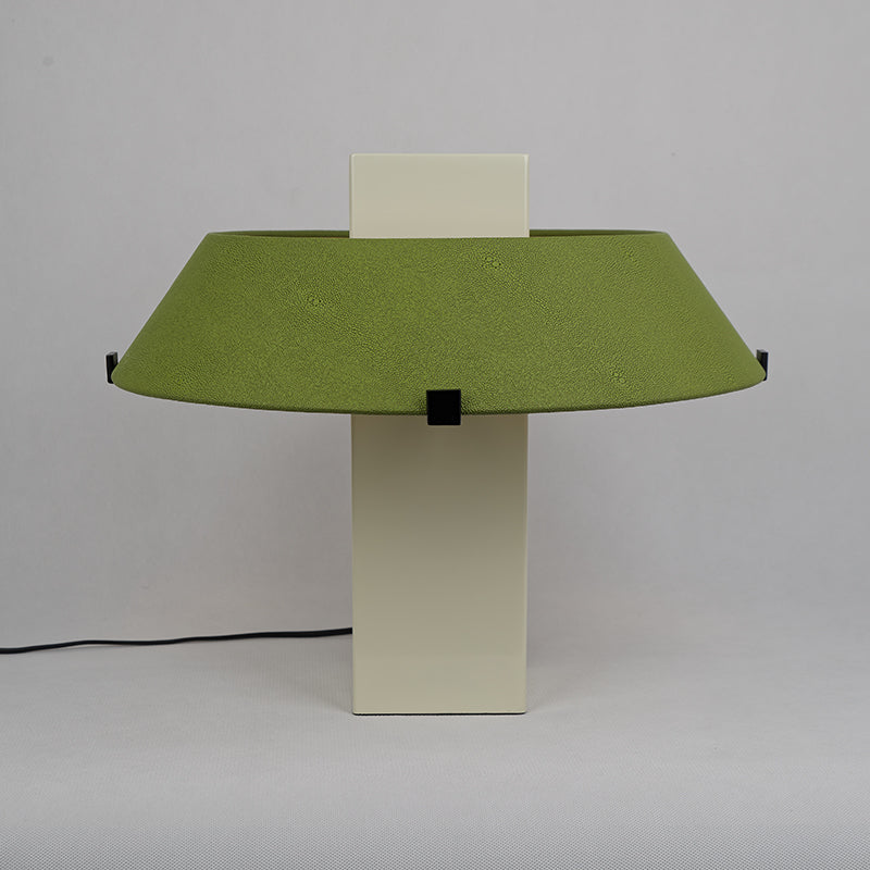 Facette Table Lamp