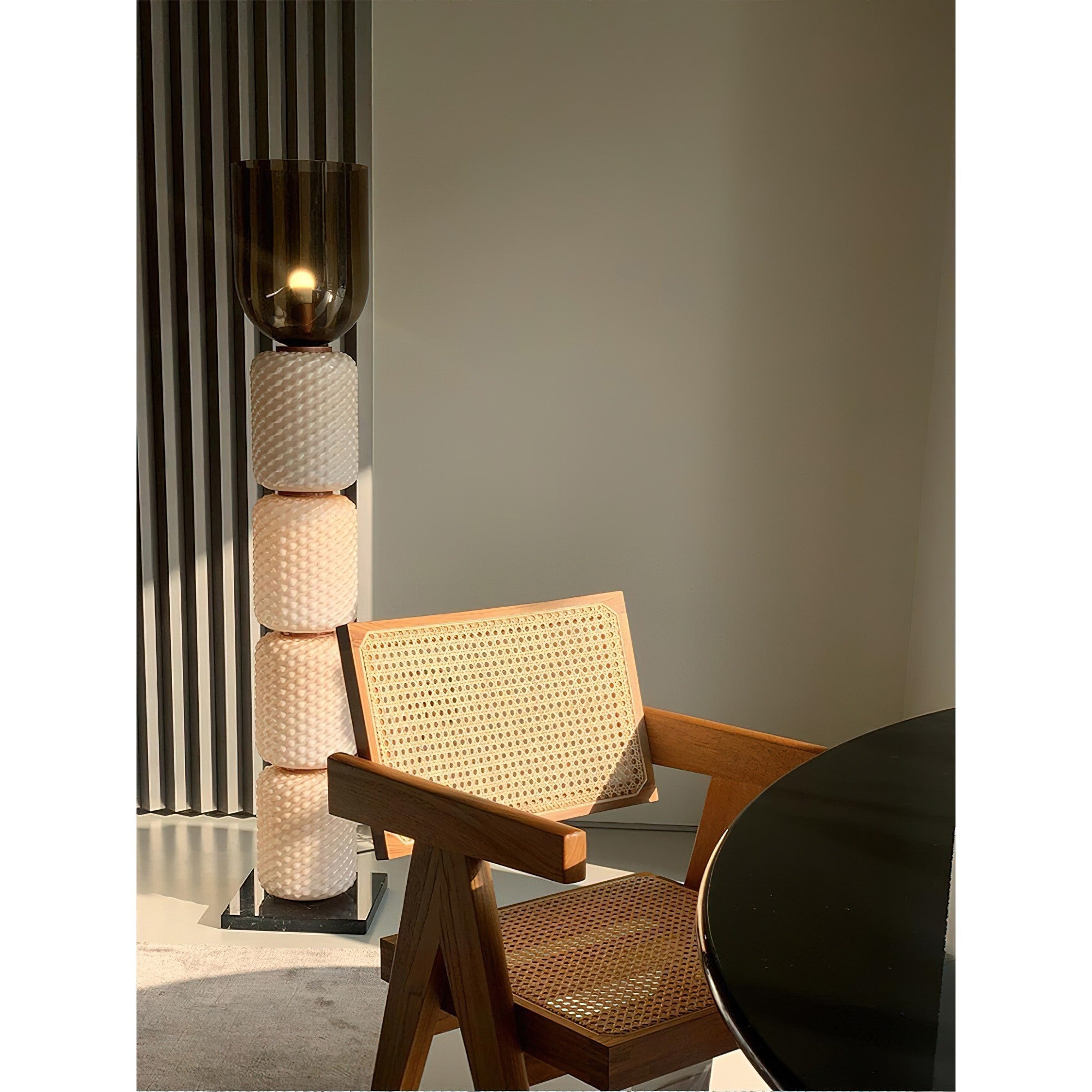 Ficupala Floor Lamp
