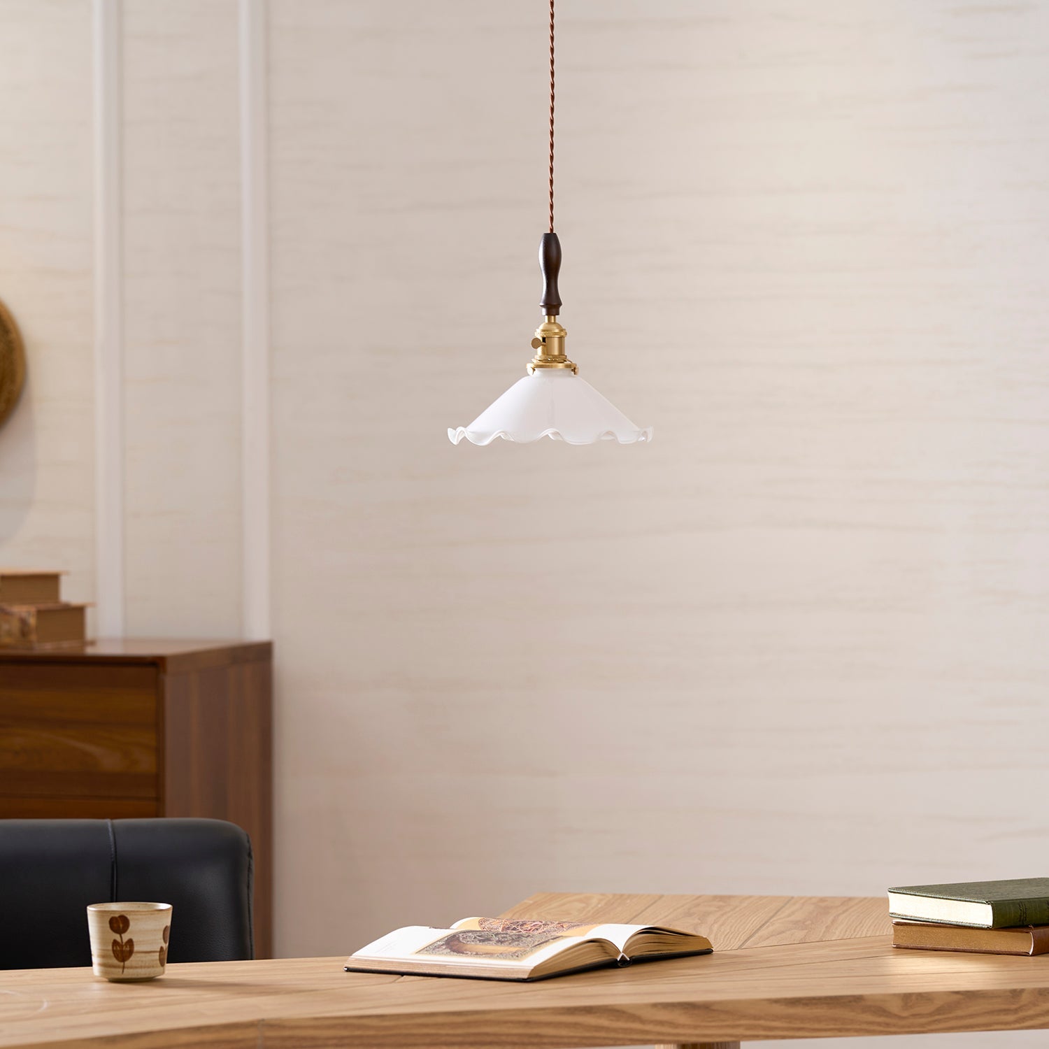 Flower Petals Swag Pendant Lamp