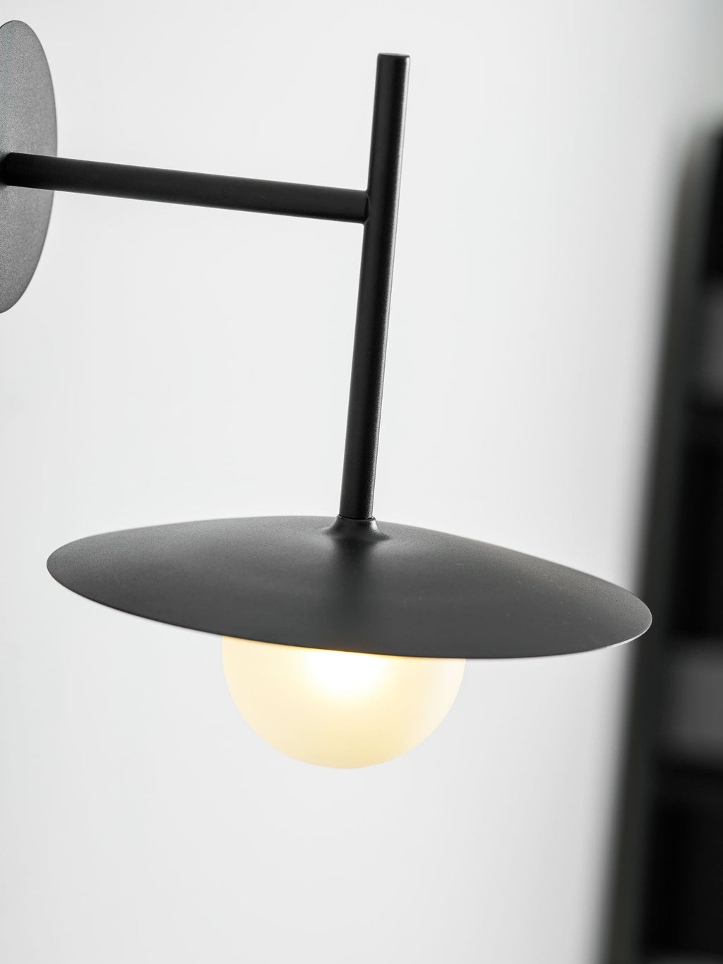Gea Iron Wall Lamp