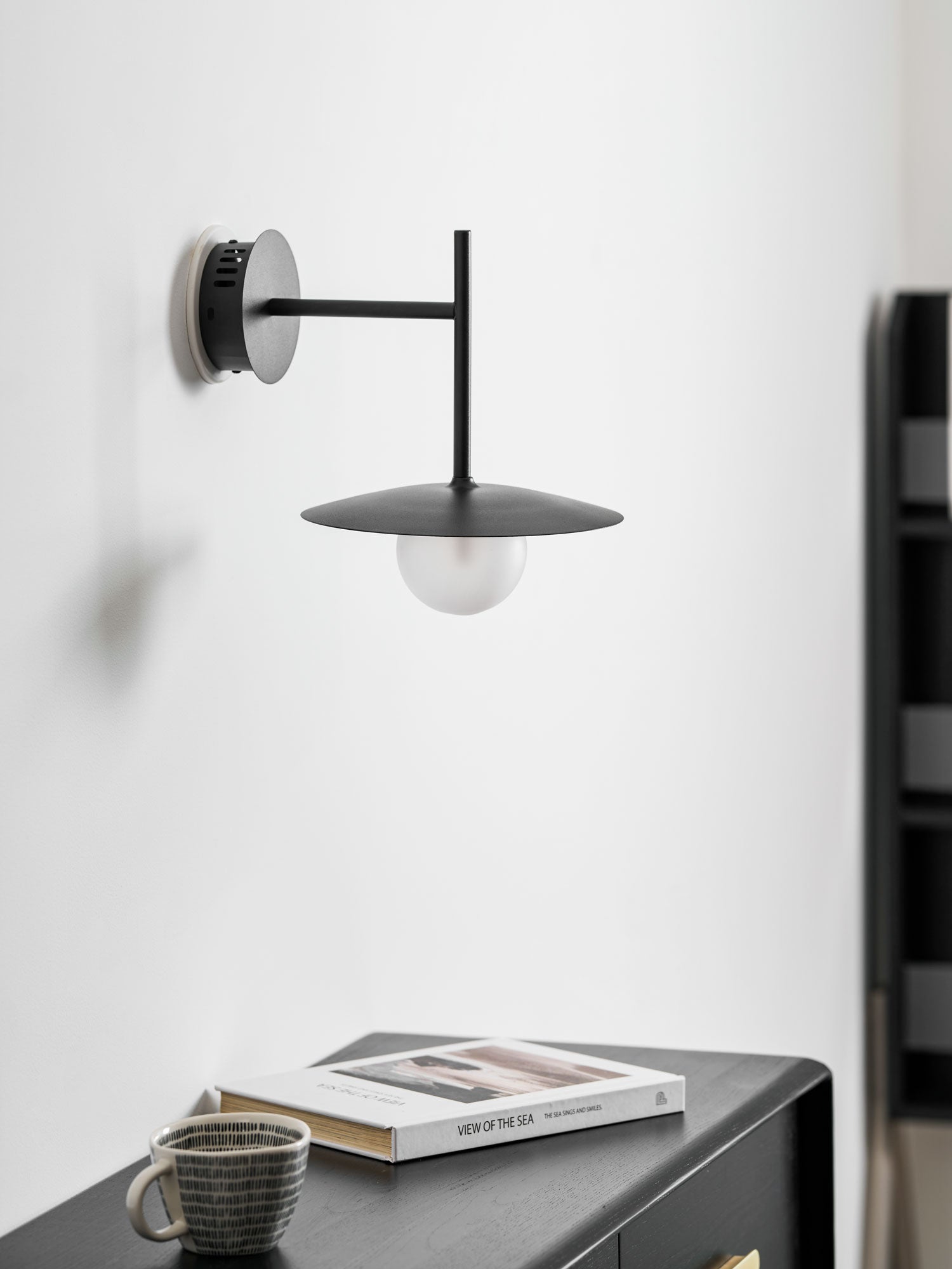 Gea Iron Wall Lamp