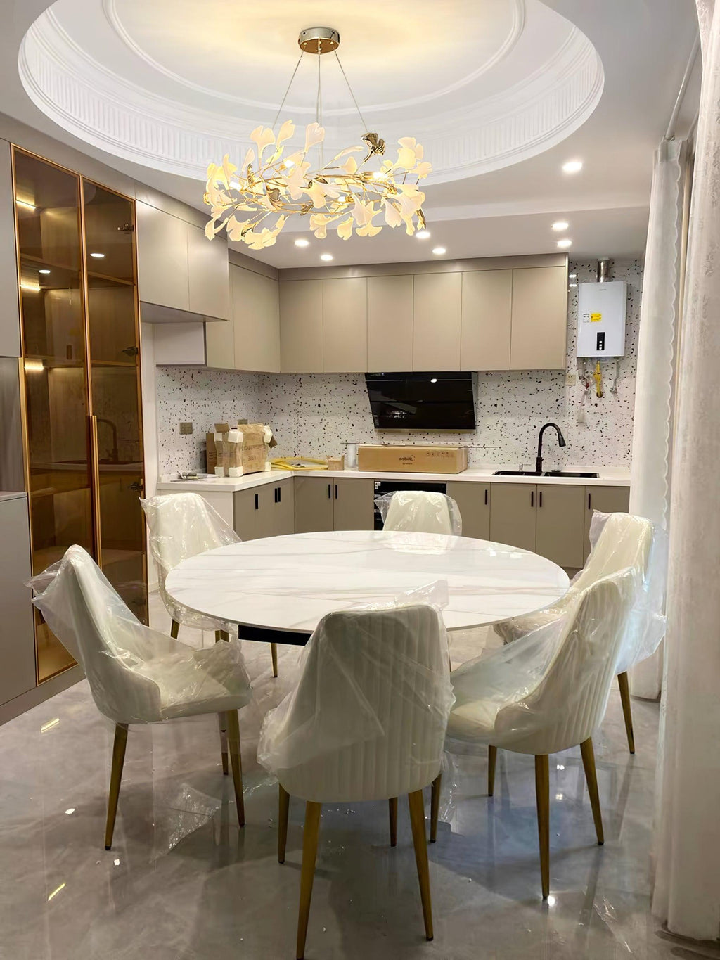 Gingko Crown Chandelier