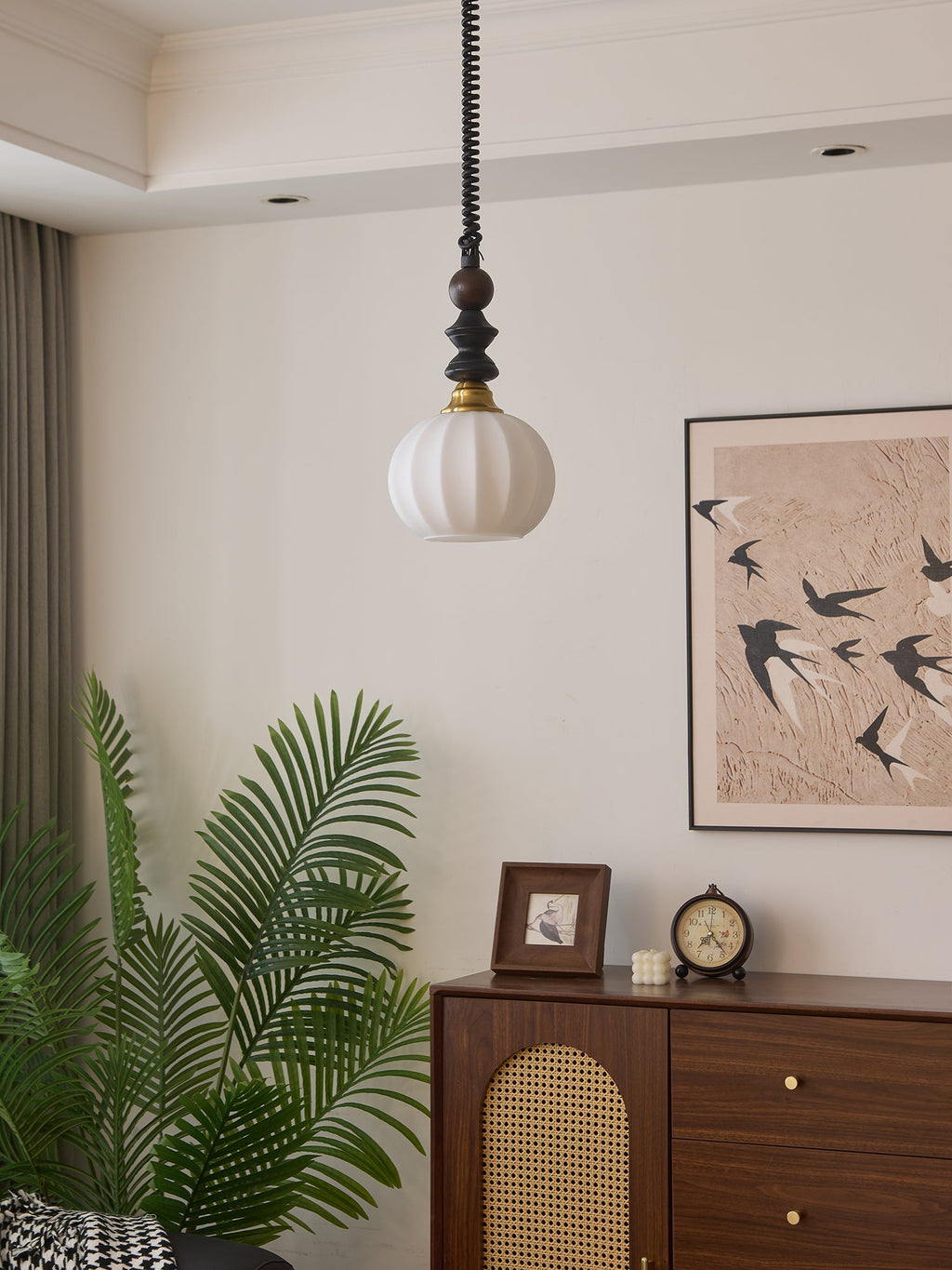 Halcyon Arch Pendant Light