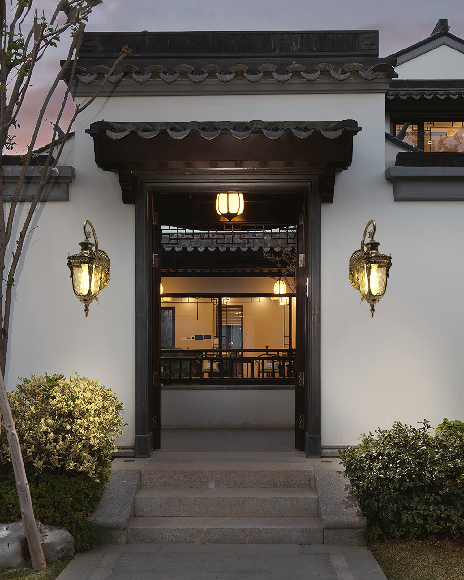 Heritage Outdoor Wall Lamp