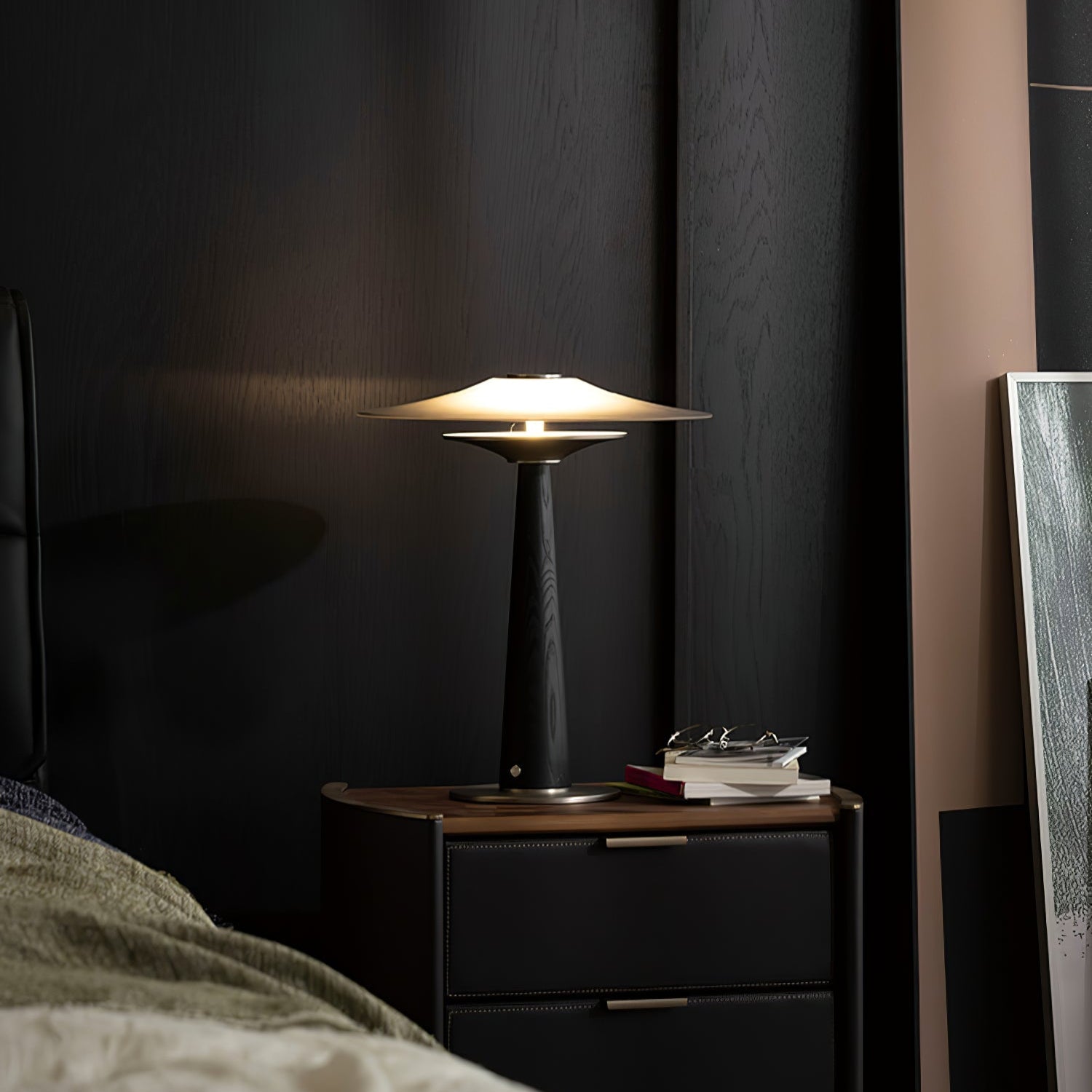 Kizu Peak Table Lamp