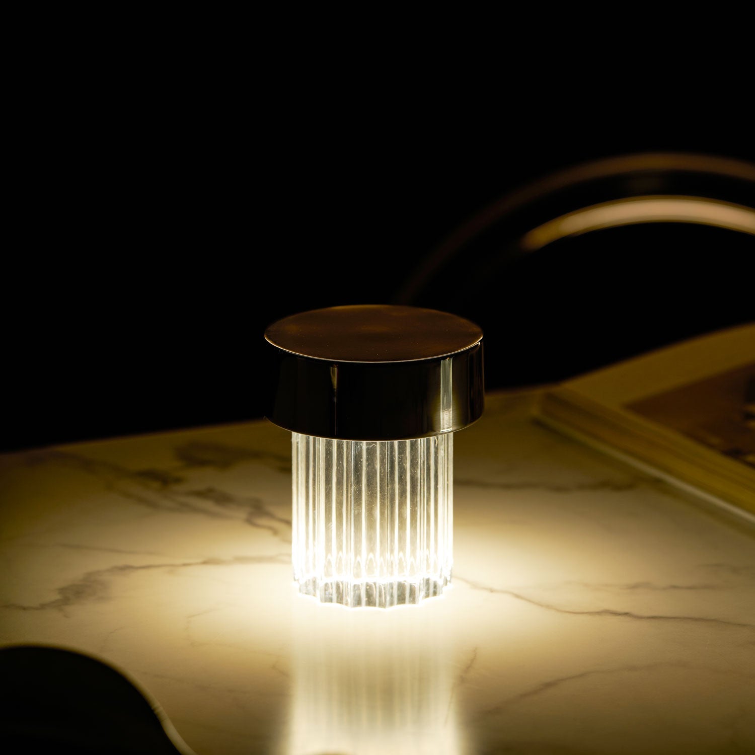Cordless Crystal Tumbler Lamp