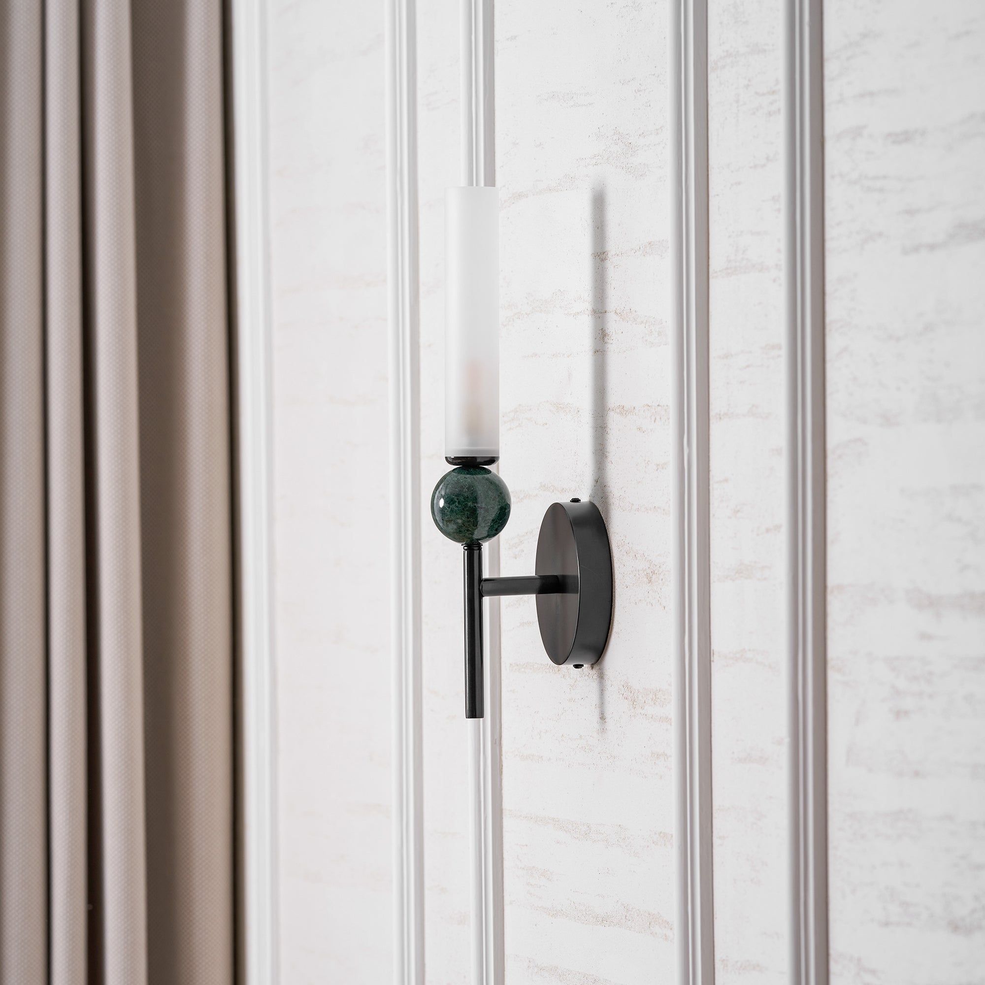 Marble Vertical Wall Lamp