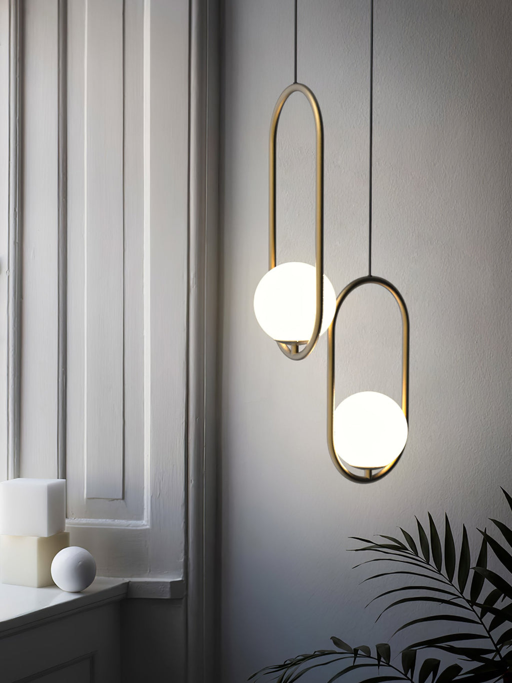Loop Brass Pendant Light