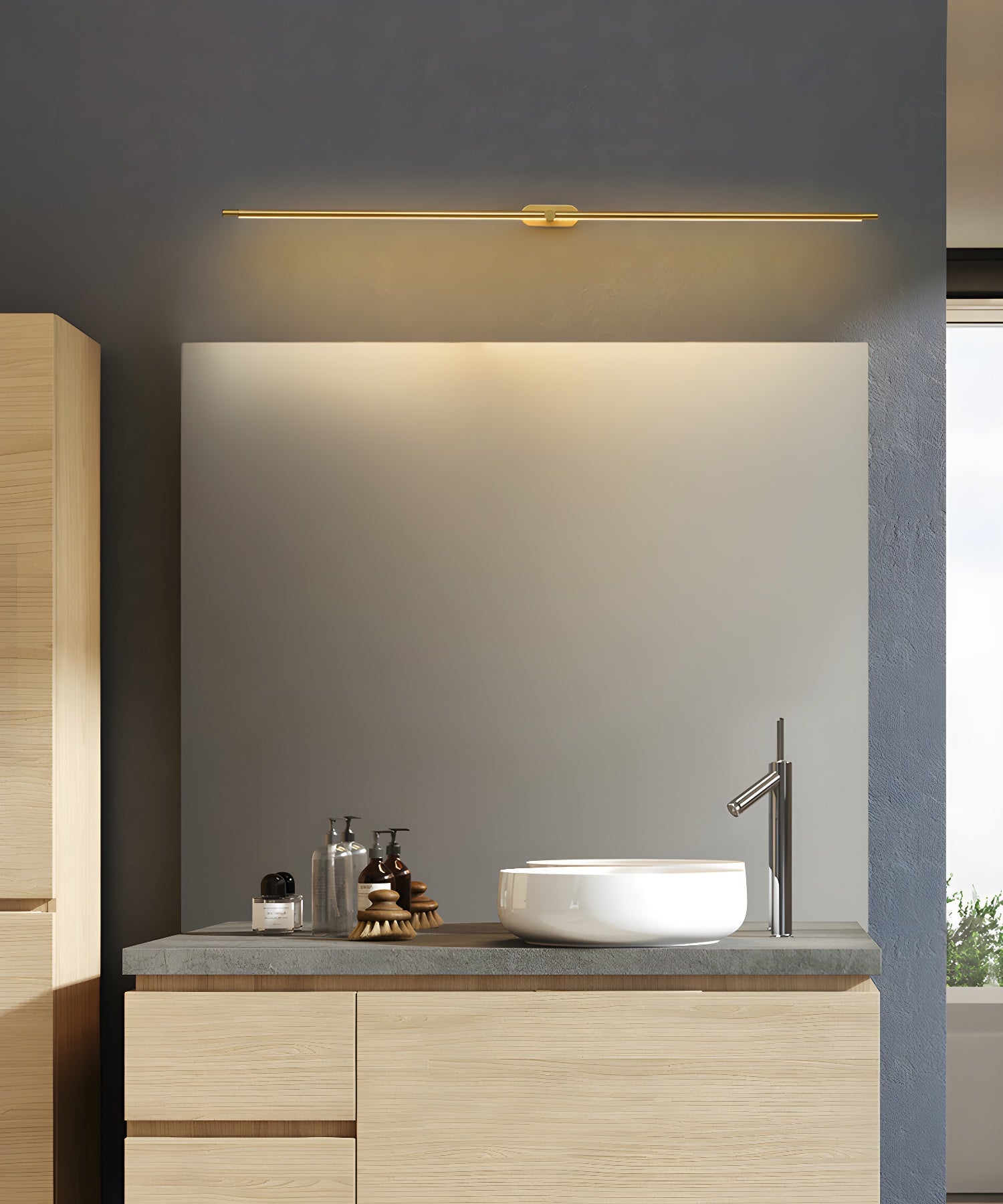 Minimalist Linear Rechargeable Wall Lamp