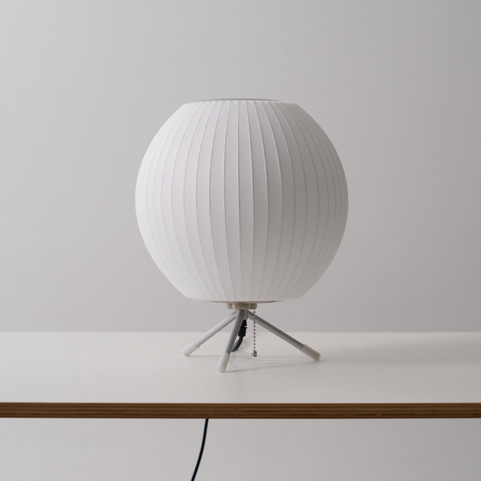 Tripod Bubble Table Lamp