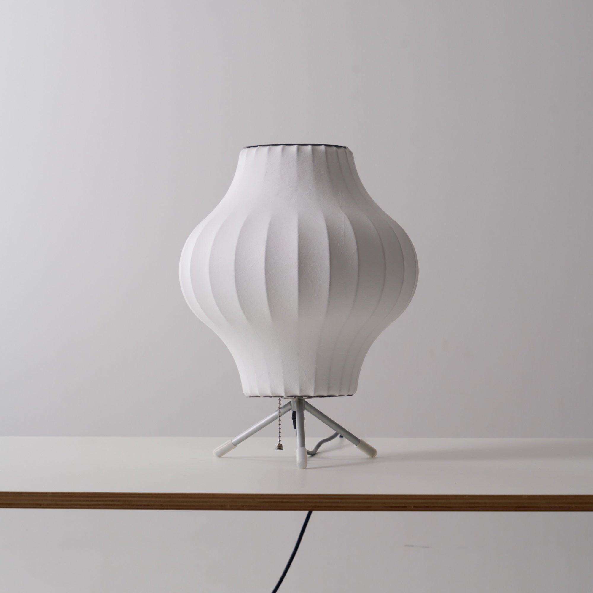 Tripod Bubble Table Lamp