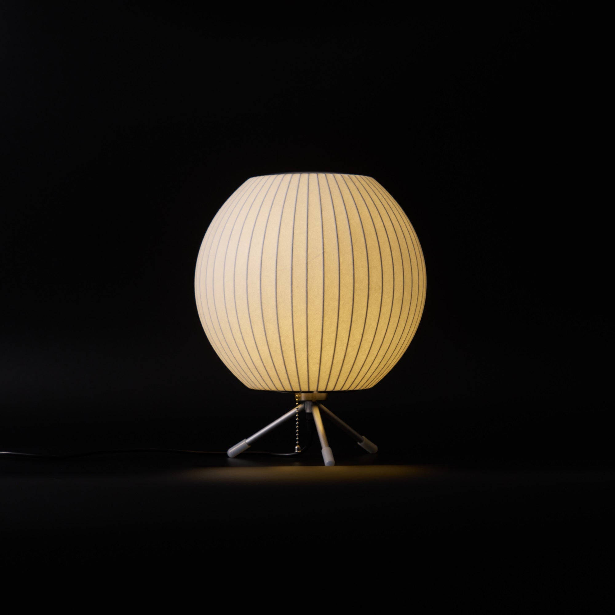 Tripod Bubble Table Lamp