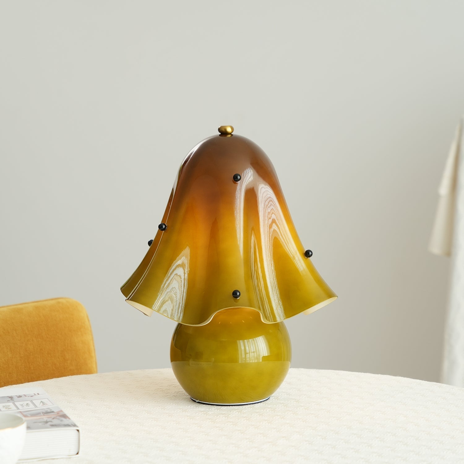 Petalia Table Light
