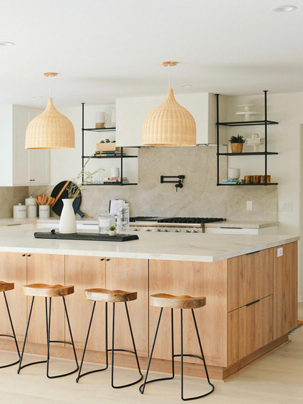 Rattan Bell Pendant Light