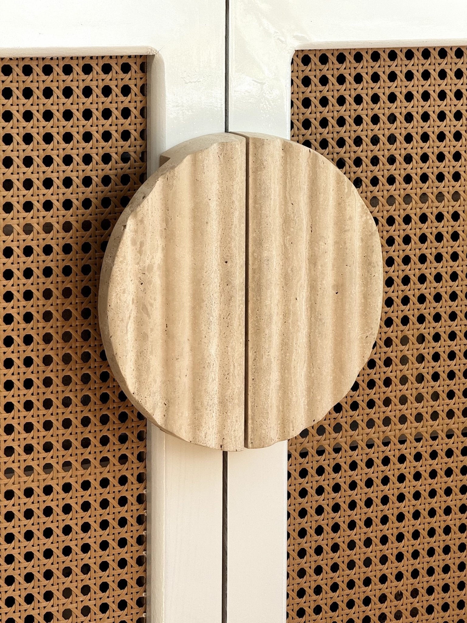 Ravina Ripple Pull Handle