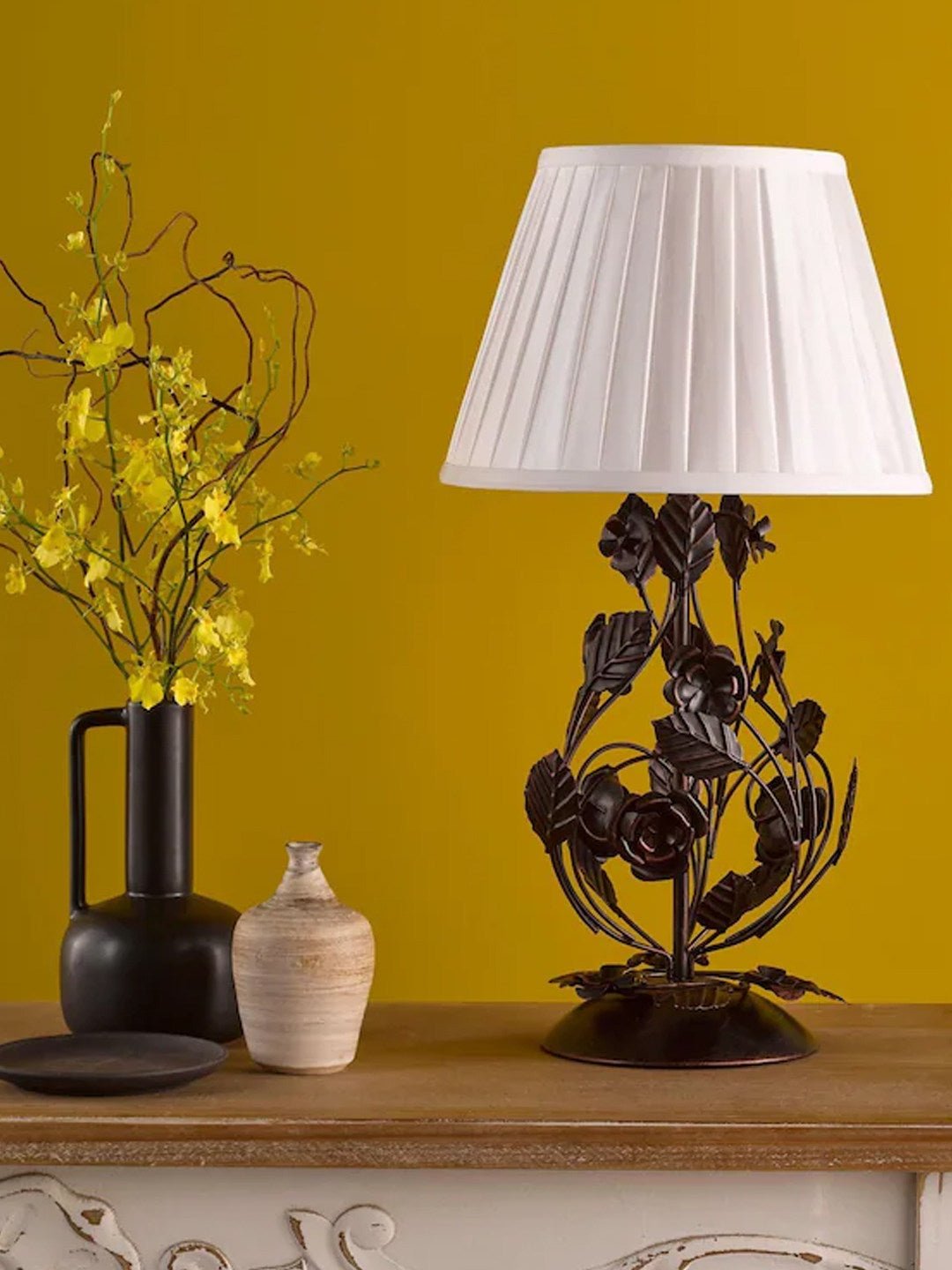 Rosaspina Wrought Iron Rose Table Lamp
