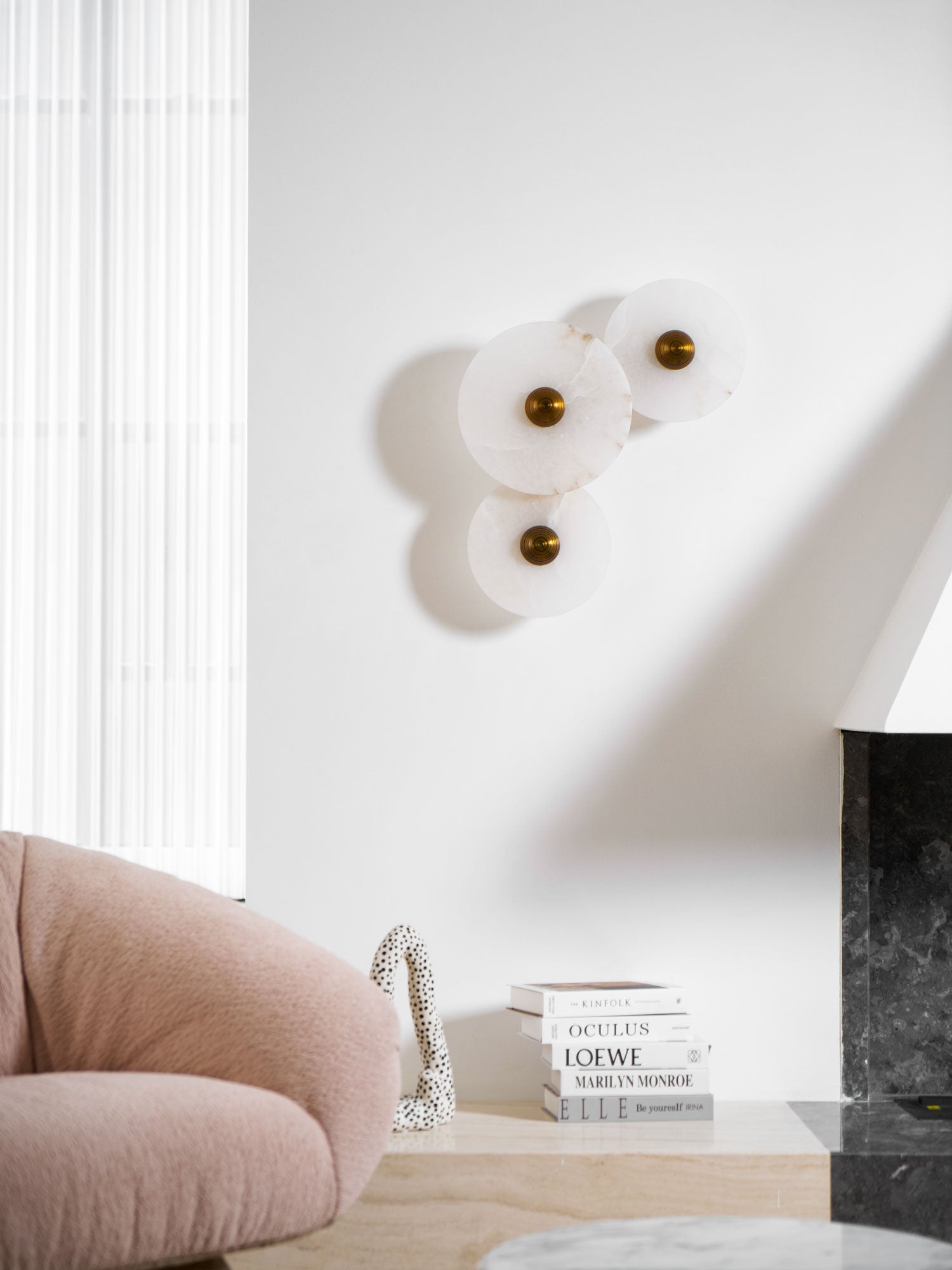 Nayra Alabaster Wall Lamp