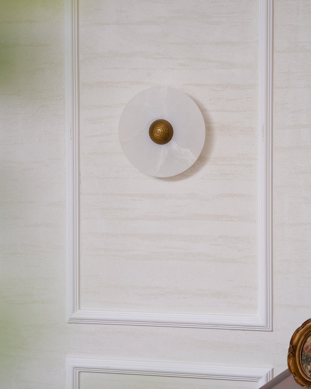 Nayra Alabaster Wall Lamp