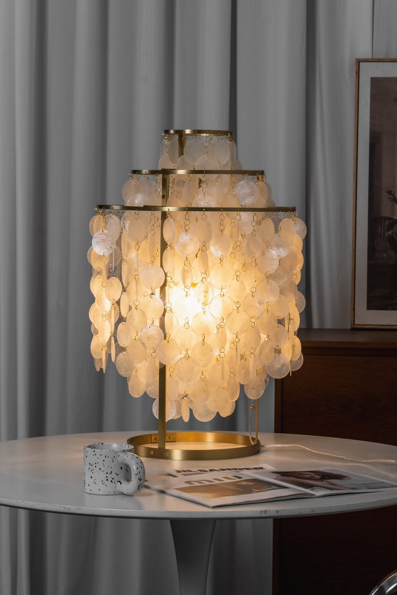 Round Shell Table Lamp