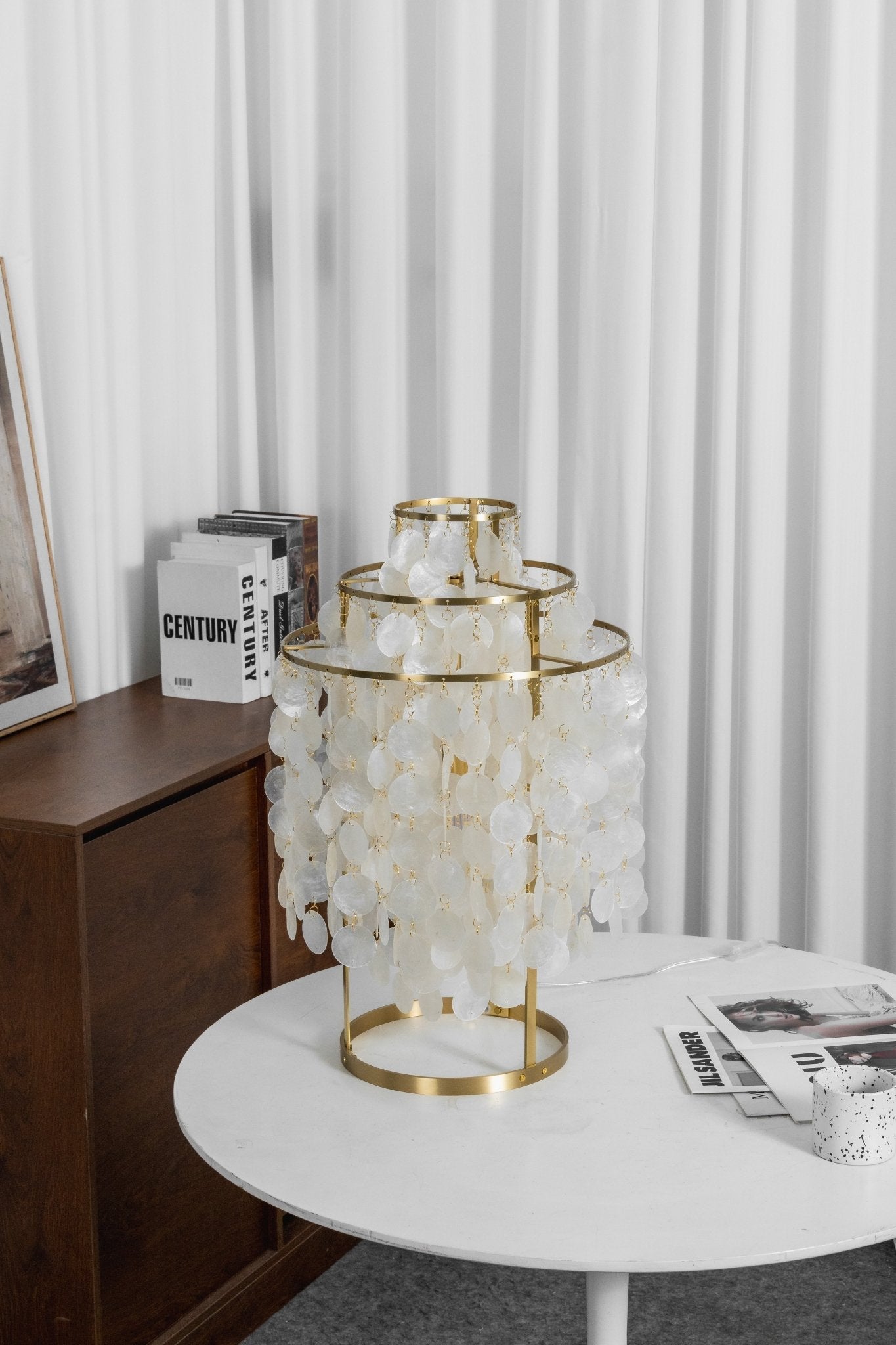 Round Shell Table Lamp