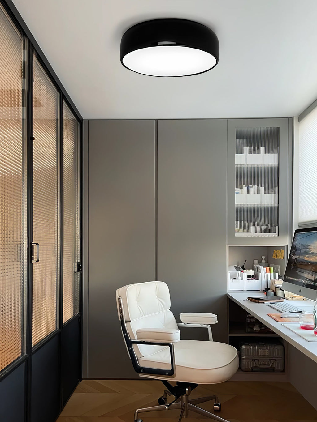 Aero Minimal Ceiling Lamp