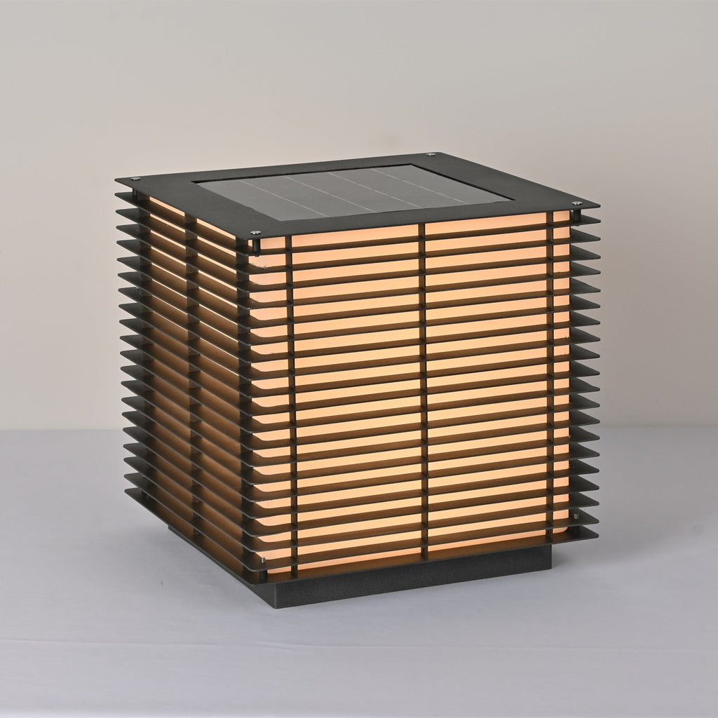 Solar Grid Outdoor Light