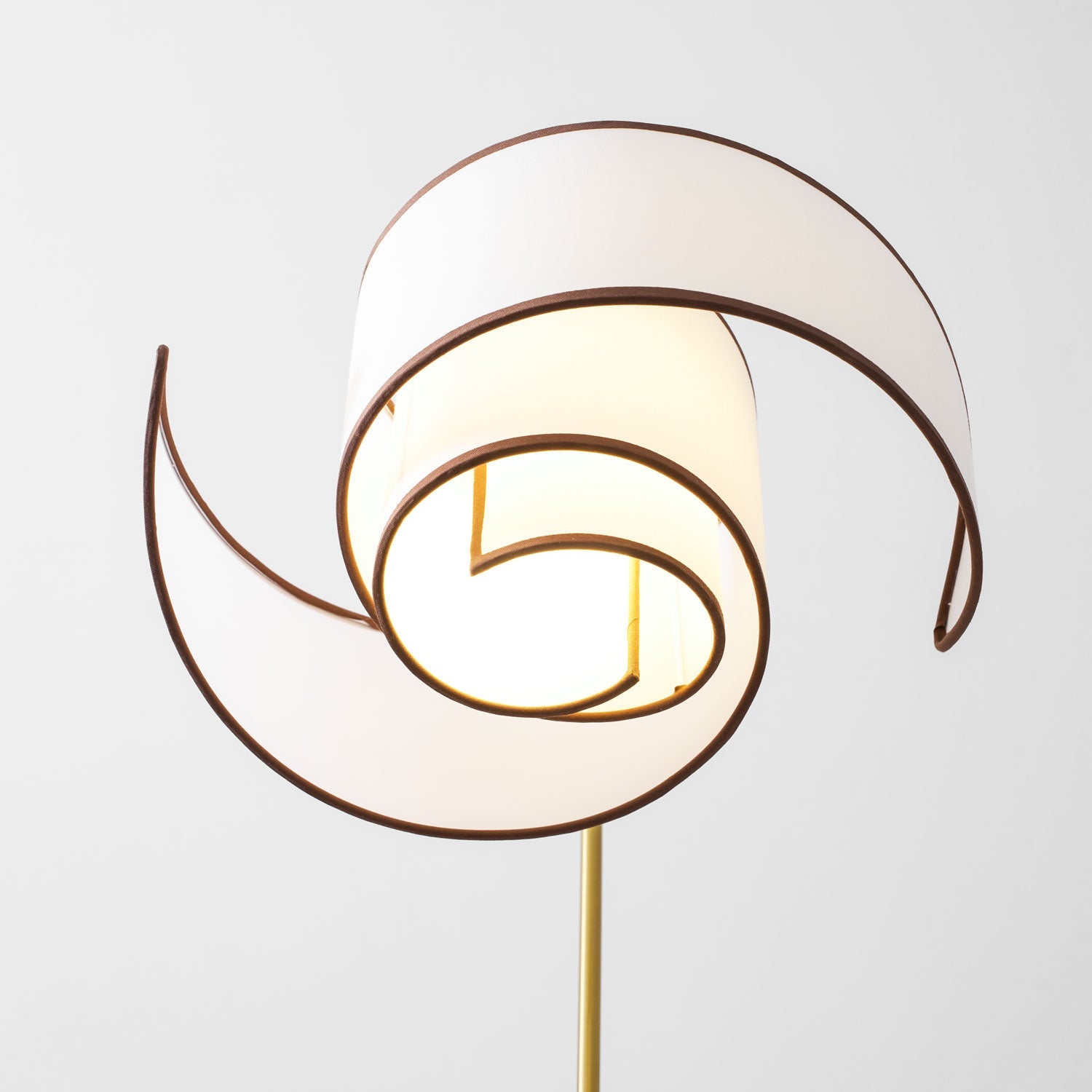 Stelmo Curved Neck Floor Lamp