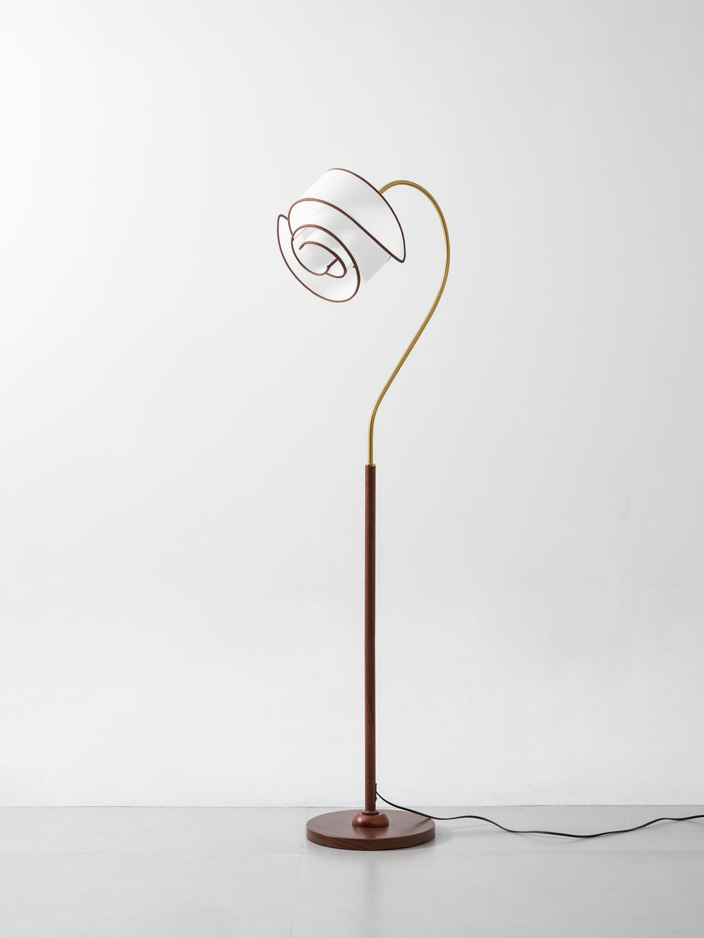 Stelmo Curved Neck Floor Lamp