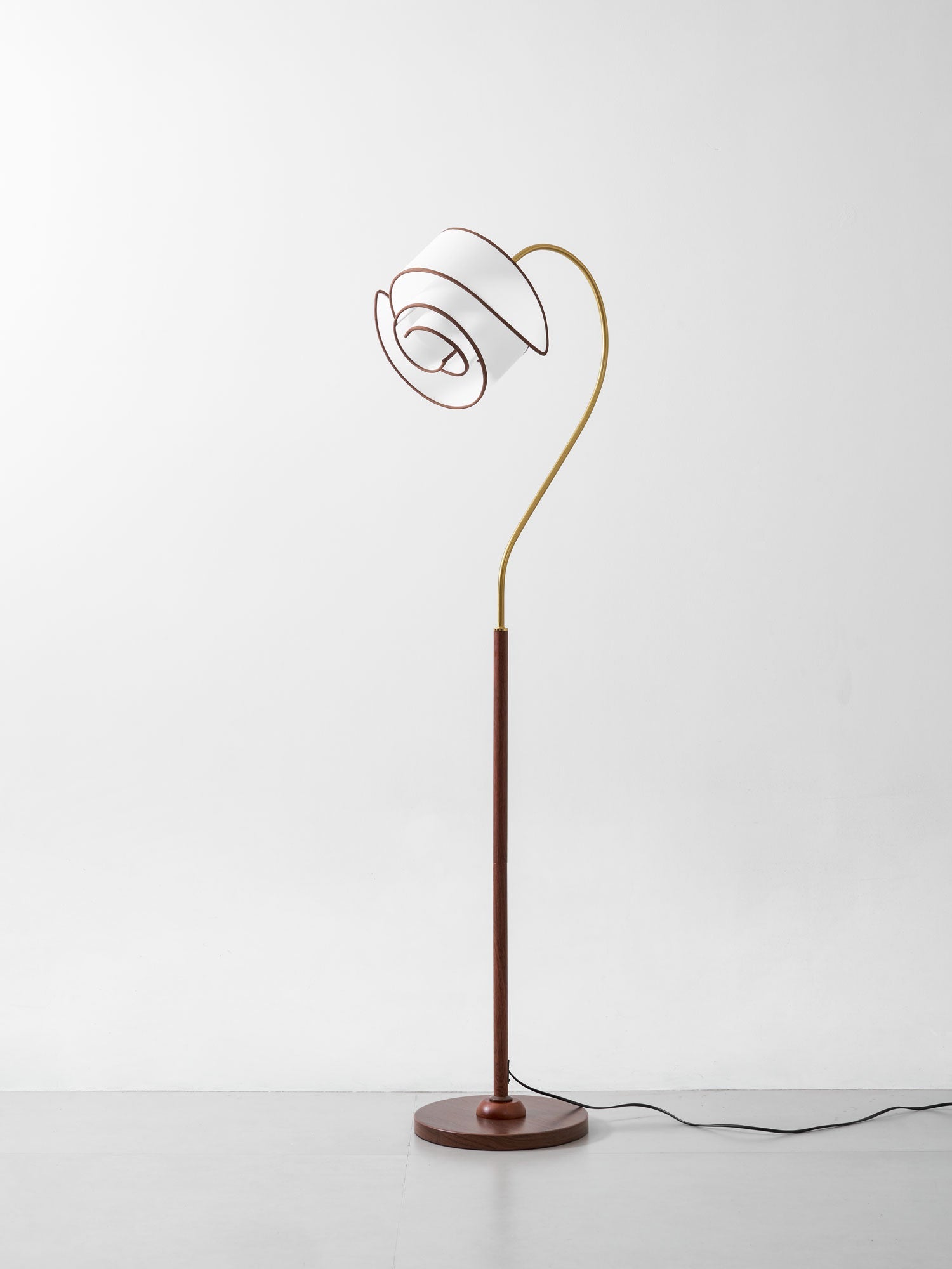 Stelmo Curved Neck Floor Lamp