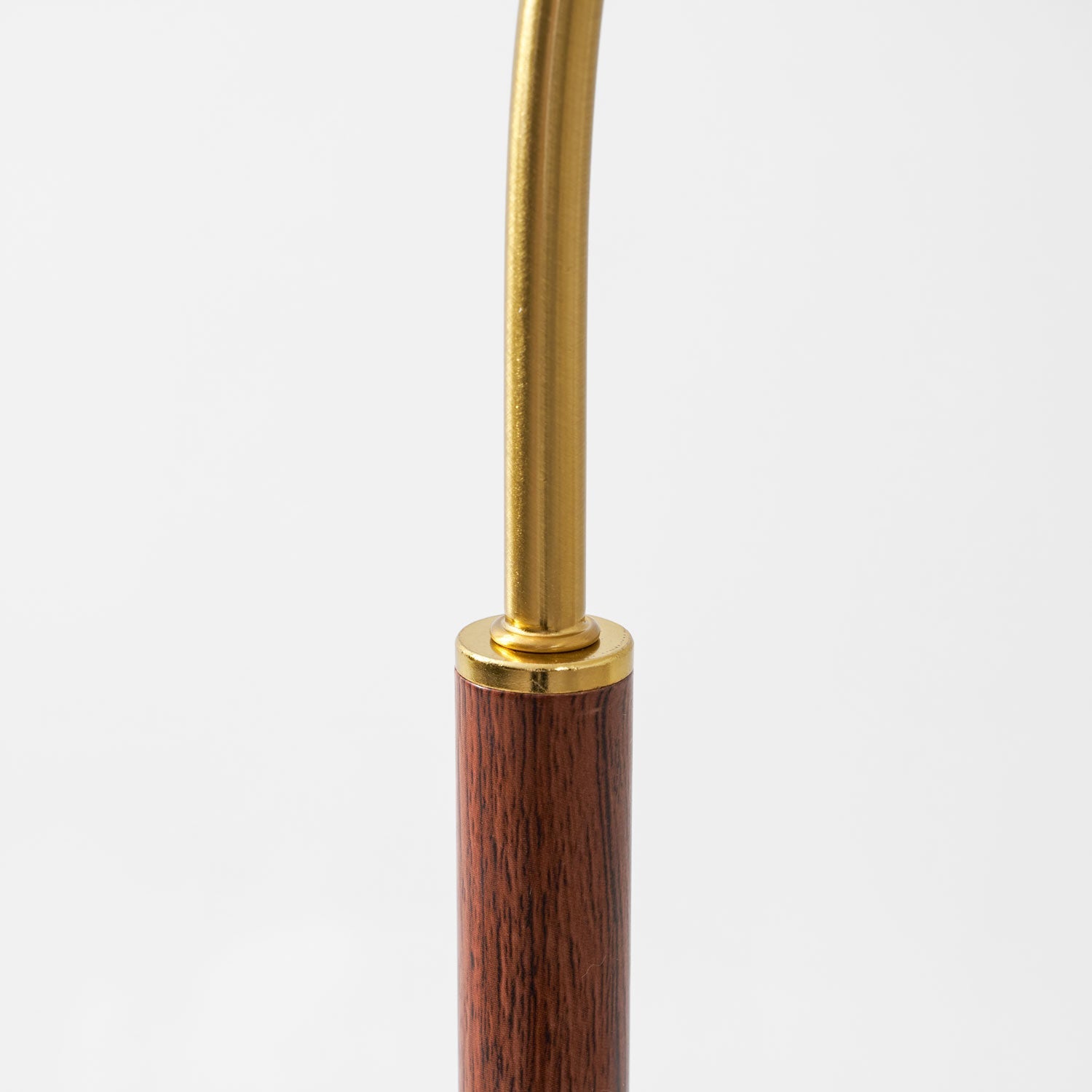 Stelmo Curved Neck Floor Lamp