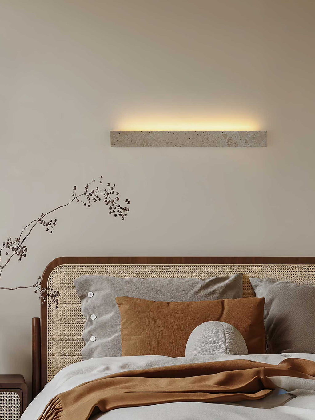 Stravik Wall Light