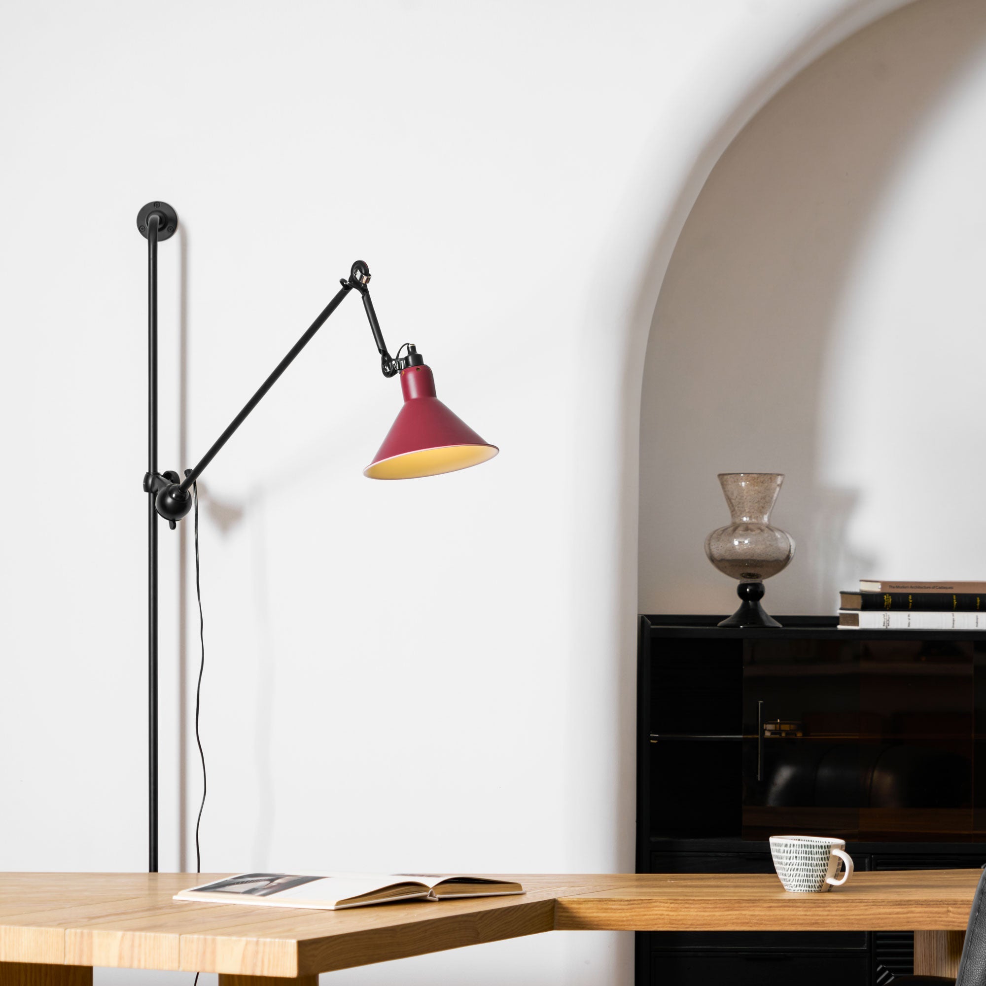 Support Frame Rocker Wall Lamp