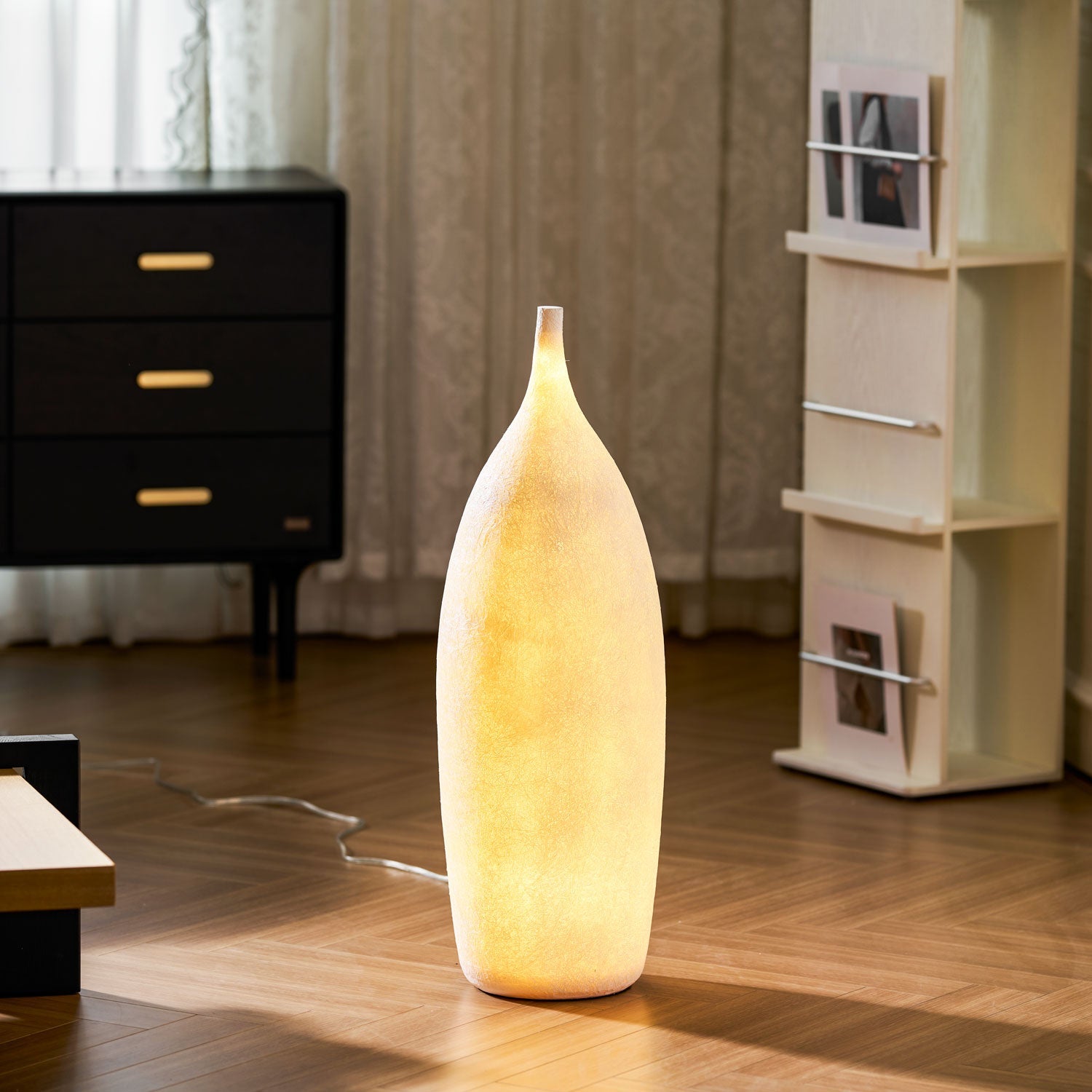 Tank 1 Floor Lamp