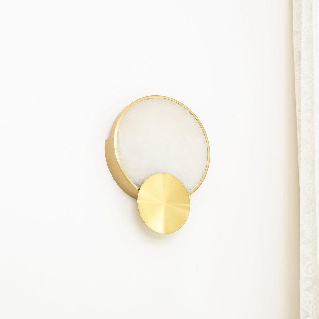 Terra Svet Alabaster Wall Lamp
