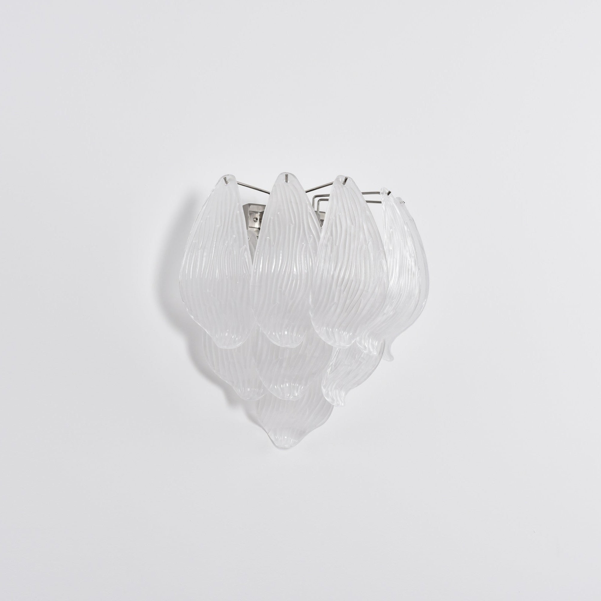 Tuliva Wall Lamp