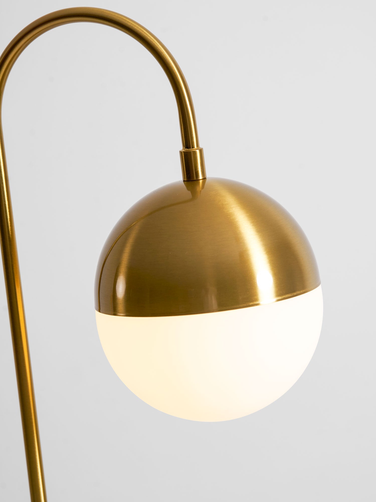 Cedar Moss Table Lamp