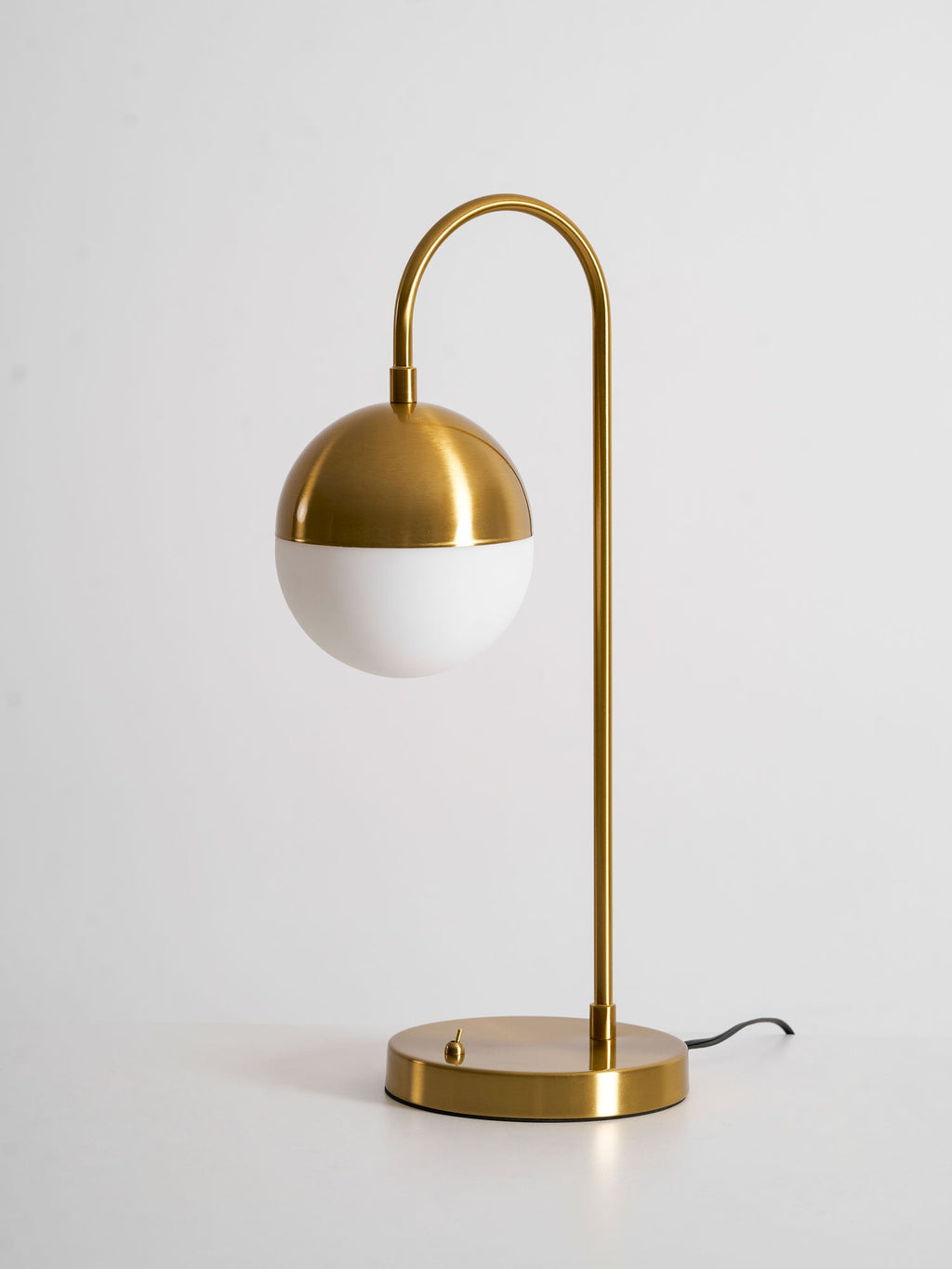 Cedar Moss Table Lamp