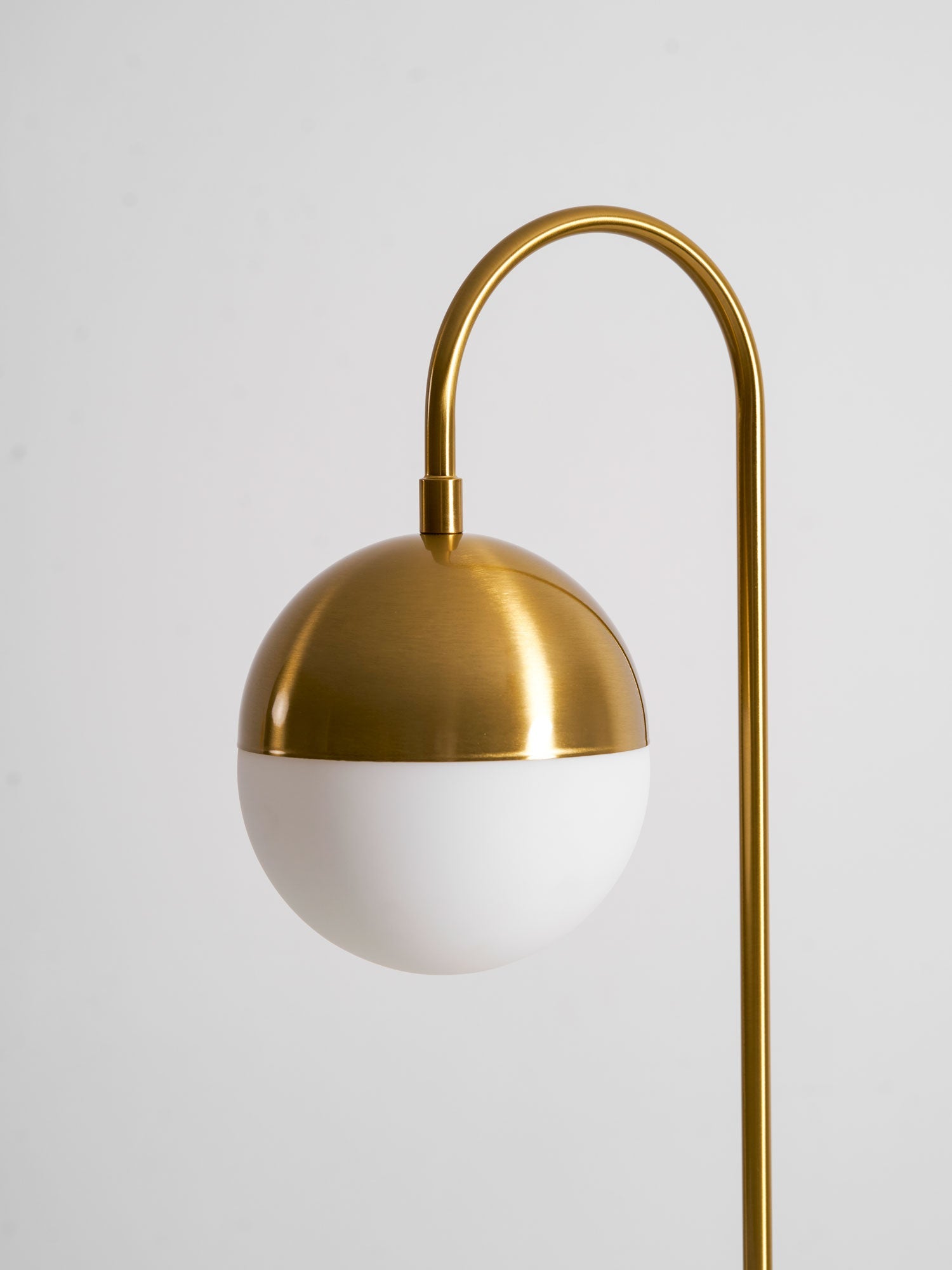 Cedar Moss Table Lamp