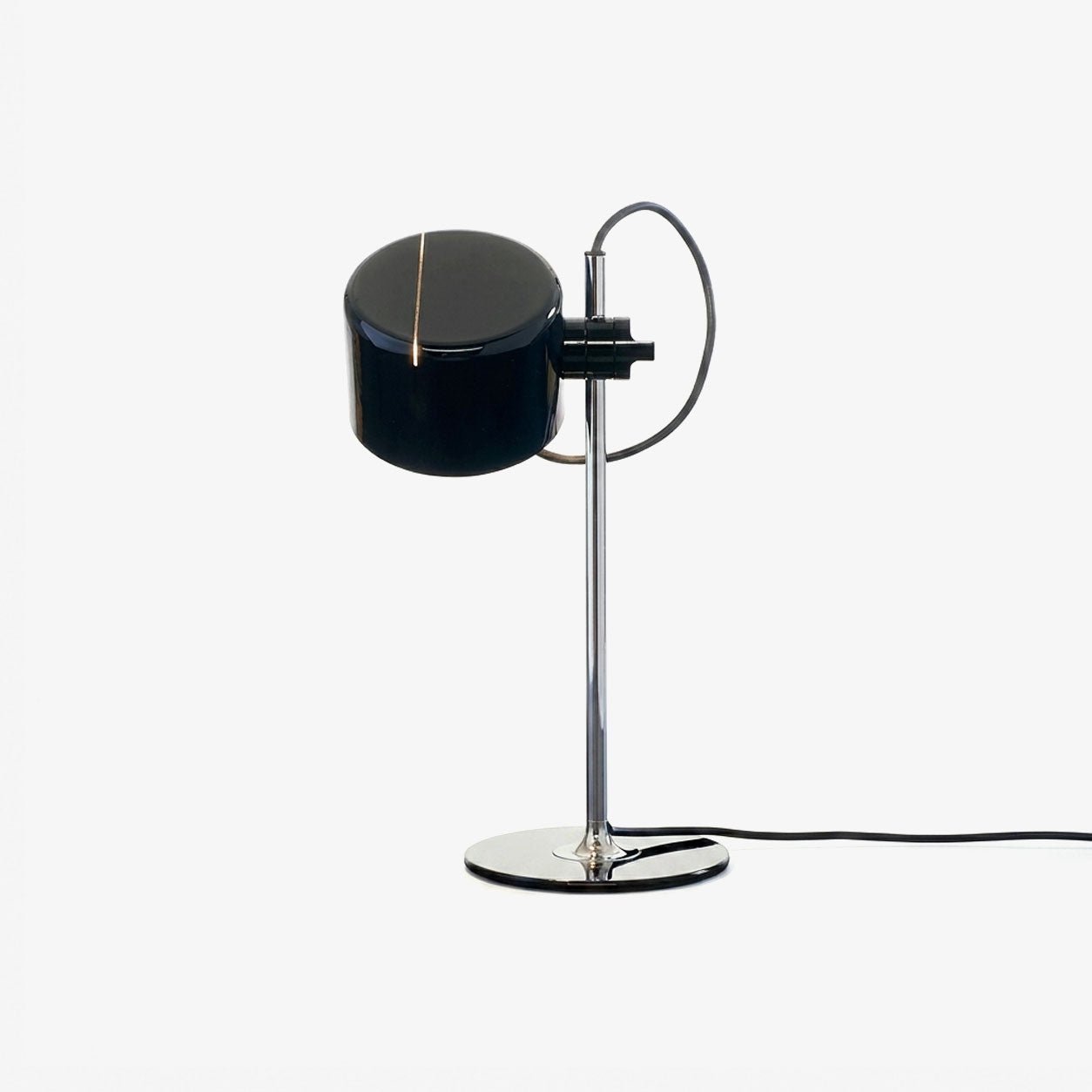 Vento Retro Metal Table Lamp