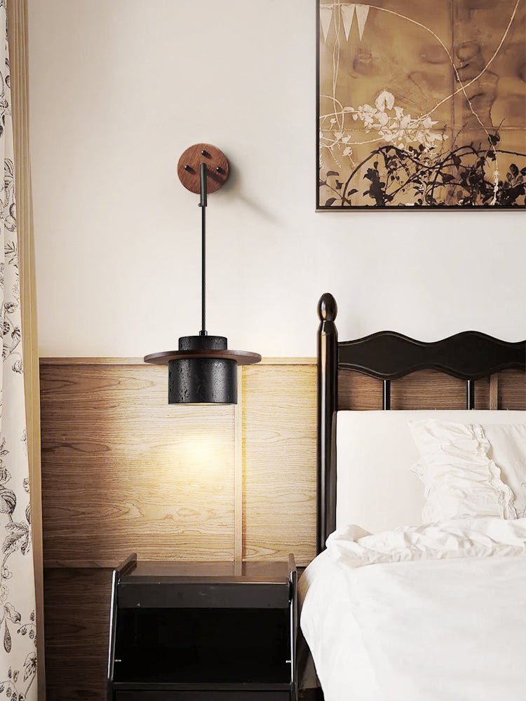 Vulna Wall Light