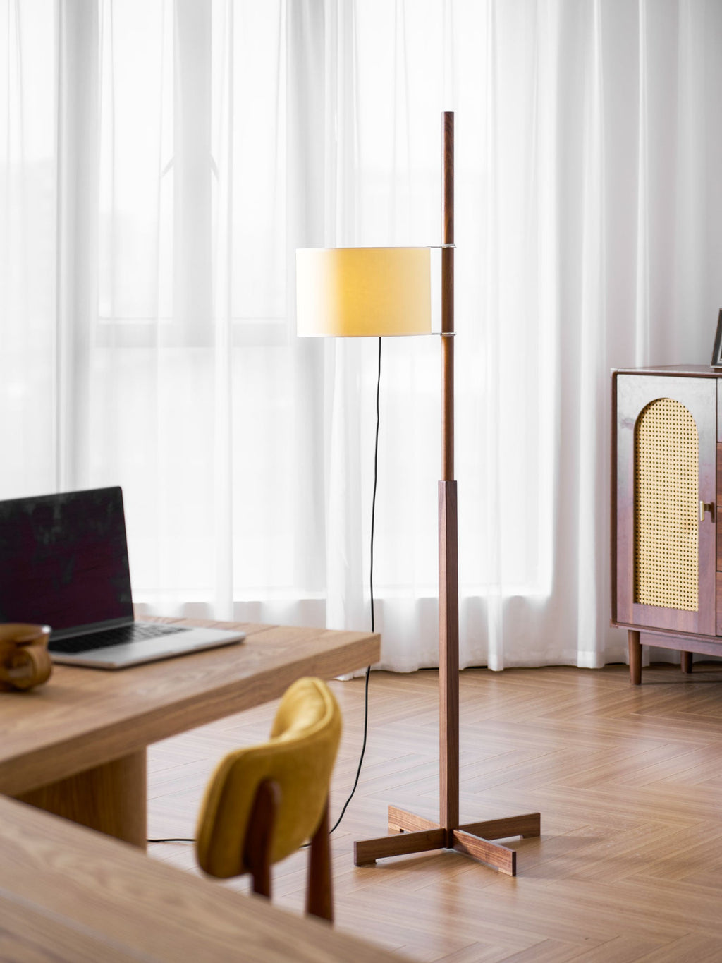 Wood Tmm Floor Lamp