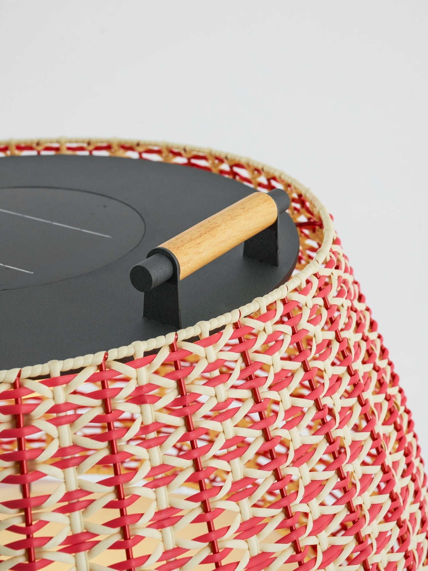 Solara Weave Outdoor Lantern Lamp
